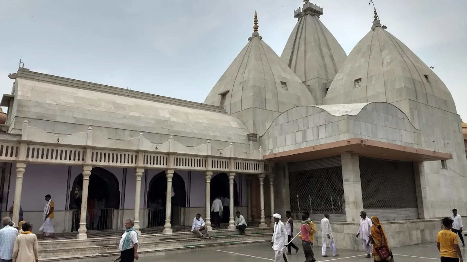 Mathura Gokul Raman Reti Tour Package